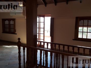 CHALET -  MORON NORTE