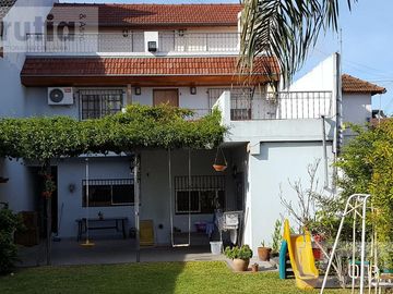 CHALET -  MORON NORTE