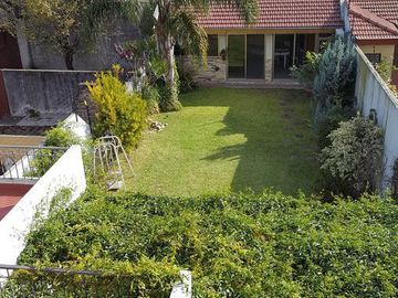 CHALET -  MORON NORTE