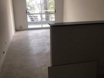 Departamento de un dormitorio a la venta, Roca 1500.-