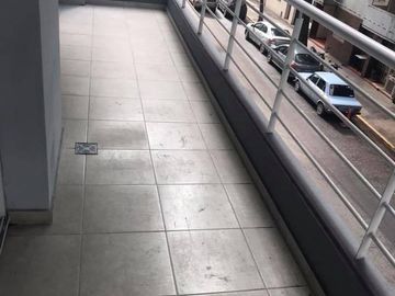 Departamento de un dormitorio a la venta, Roca 1500.-