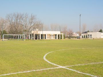 Estupenda construcción y amplitud en todos los ambientes