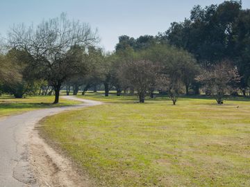 Estupenda construcción y amplitud en todos los ambientes