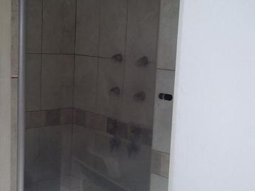 Casa  en venta 5 ambientes- Escobar