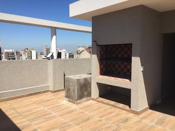 Semipiso de 2 ambientes con cochera - Lanús Oeste