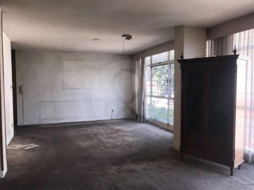 Edificio en venta en Insurgentes San Borja