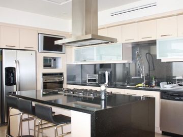 Condominio Monarca Departamento en venta en Lomas de Costa Azul