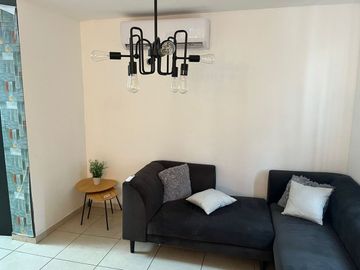 Casa en Venta en Privada Cumbres del Sol, Mty
