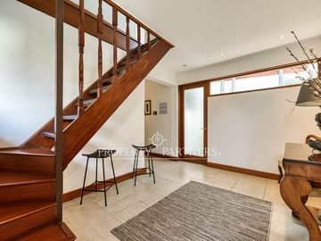 Linda casa remodelada cercana a Metro y centros comerciales, Los Dominicos