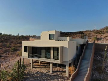 Casa Caimán