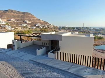 Casa Caimán