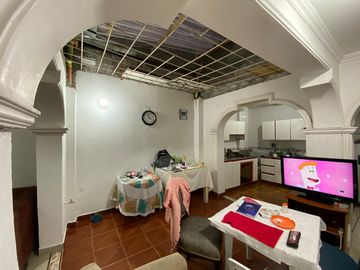 Venta de casa en barrio Cristóbal, Medellín
