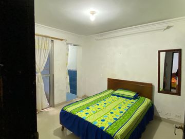 Venta de casa en barrio Cristóbal, Medellín