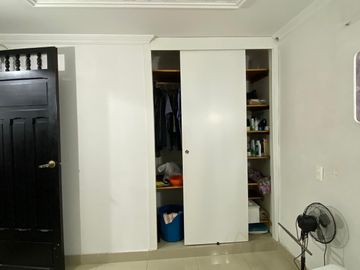 Venta de casa en barrio Cristóbal, Medellín