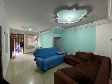 Venta de casa en barrio Cristóbal, Medellín