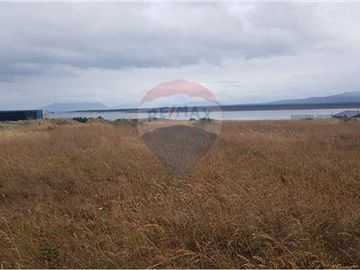 Terreno Panorámico en Puerto Natales: 5000 m²