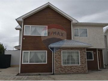 Condominio, con 6 casas en Venta, Puerto Natales