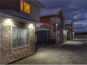 Condominio, con 6 casas en Venta, Puerto Natales