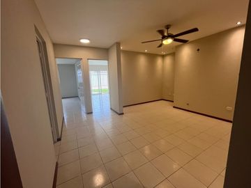 CASA EN VENTA EN PORTAL DEL NORTE