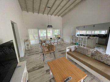 CASA, VENTA, COSTA ESMERALDA,  SENDEROS III, LOTE AL 200, 4 AMBIENTES