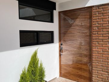 Casa Nueva en Venta - Privada sobre Av. San Antonio