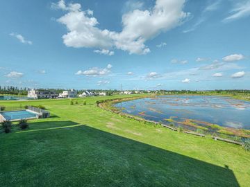 Terreno de 1035m² con amenities y la mejor zona del barrio