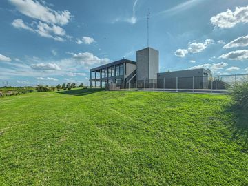 Terreno de 1035m² con amenities y la mejor zona del barrio