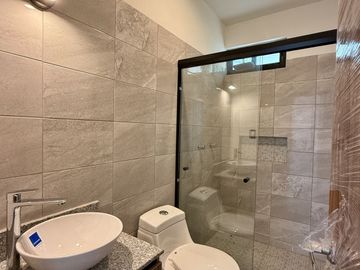 Casa de 4 Recámaras Zona Norte Residencial Colima ZENTRALIA Coto Privado