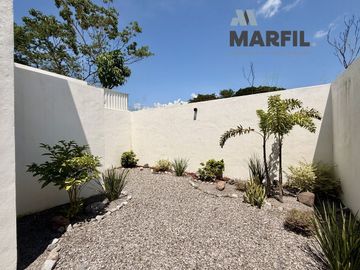 Casa en Venta 3 Recámaras (1 PB) Norte Residencial Colima Zentralia Coto Privado