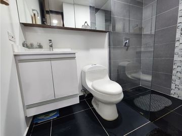 APARTAMENTO EN VENTA EN LAURELES MEDELLN