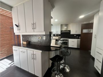CASA EN VENTA ENVIGADO LOMA BENEDICTINOS