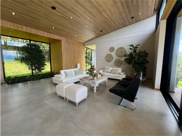 CASA EN VENTA EN EL POBLADO LOS BALSOS