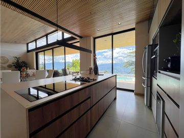 CASA EN VENTA EN EL POBLADO LOS BALSOS