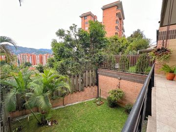 CASA EN VENTA EN ENVIGADO LOMA BENEDICTINOS