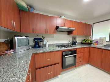 CASA EN VENTA EN ENVIGADO LOMA BENEDICTINOS