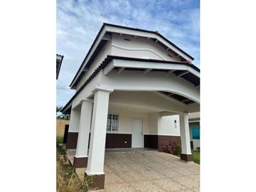 SE VENDE DUPLEX , POR ESTRENAR LA CHORRERA