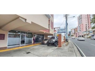 VENDO LOCAL COMERCIAL EN VIA PORRAS