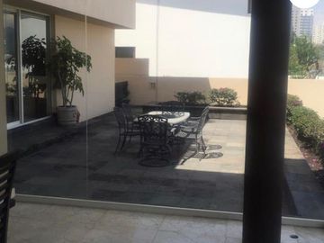 CASA EN VILLA MAGNA INTERLOMAS. Renta o venta