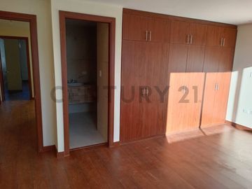 VENTA DE DEPARTAMENTO DUPLEX POR ESTRENAR CON O SIN ABACADOS