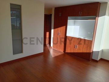 VENTA DE DEPARTAMENTO DUPLEX POR ESTRENAR CON O SIN ABACADOS