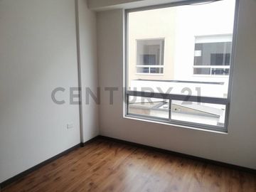DE OPORTUNIDAD CASA POMASQUI