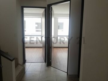 DE OPORTUNIDAD CASA POMASQUI