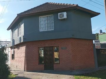 Casa en venta en Barrio Kennedy
