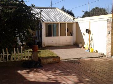 Casa en venta en Barrio Kennedy