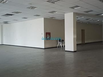 Locales Comerciales Venta AV. Victor Haya de la Torre - CHIMBOTE
