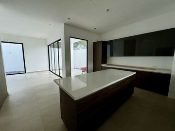 Casa en Venta en Monterrey, zona La Herradura, Carretera Nacional
