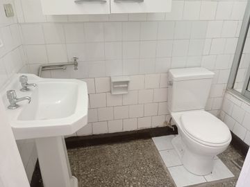 VENDE CASA CENTRO DE VILLA ALEMANA