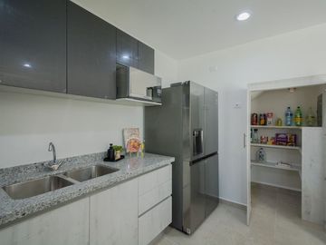 CASA EN VENTA NUEVA EN LA VISTA RESIDENCIAL