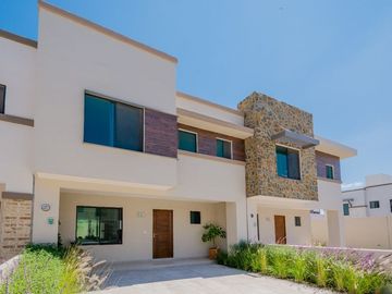 CASA EN VENTA NUEVA EN LA VISTA RESIDENCIAL
