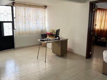 Casa en Venta en esquina.   Colonia Nueva Tenochtitlán, G.A.M., CDMX